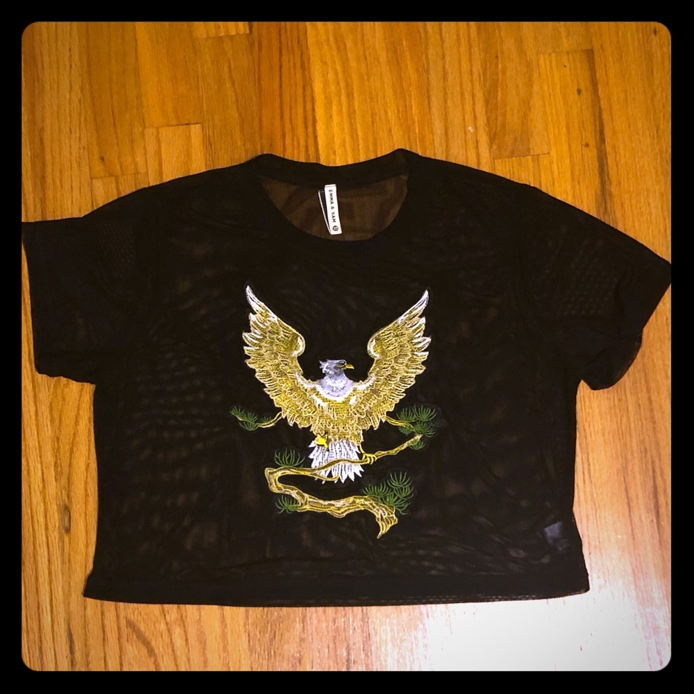 NWOT Emma & Sam Power Mesh Appliqué Crop Tee - Picture 2 of 8